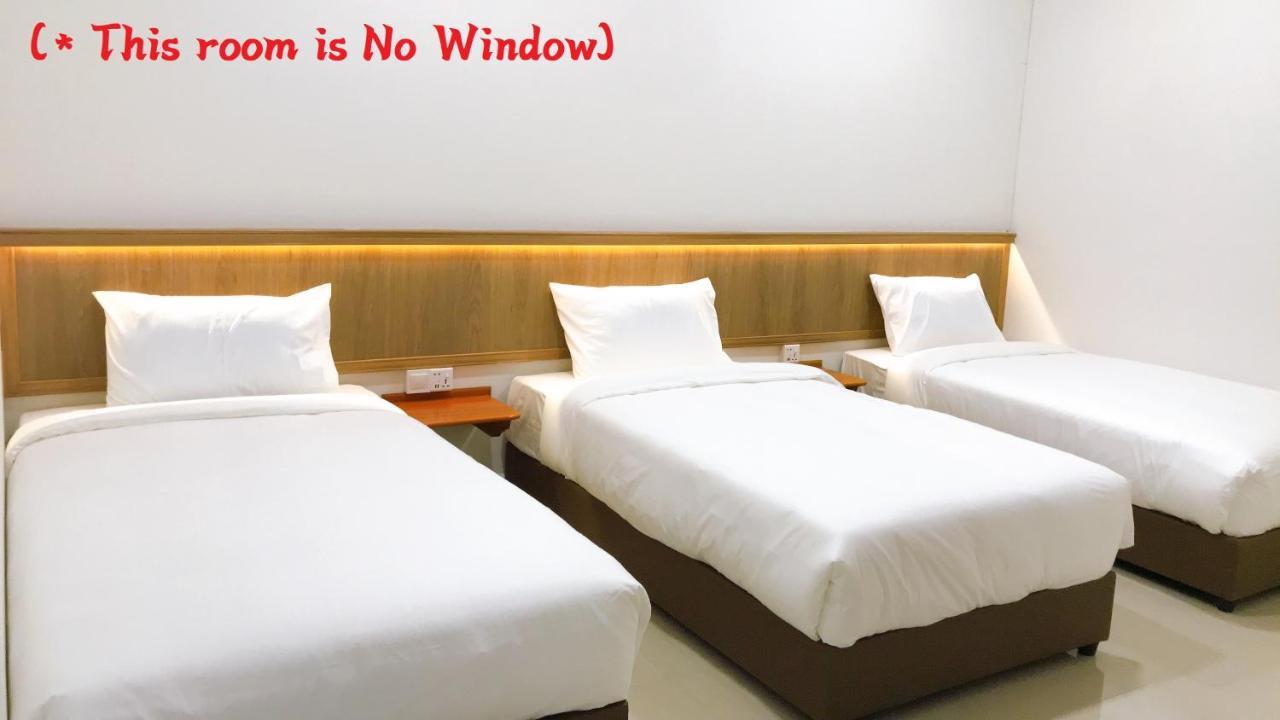 Alexis Kt Roomstay Kuala Terengganu Rum bild