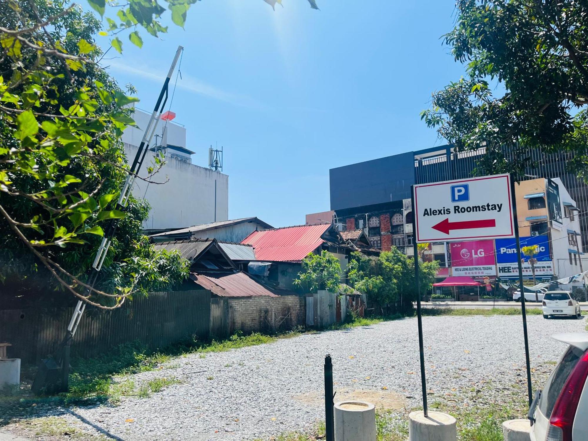 Alexis Kt Roomstay Kuala Terengganu Exteriör bild