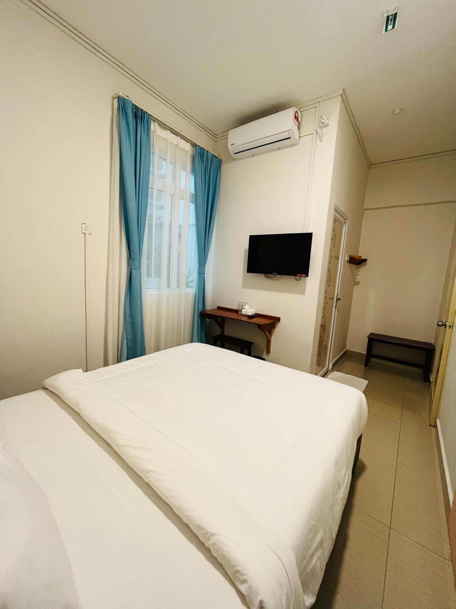 Alexis Kt Roomstay Kuala Terengganu Rum bild
