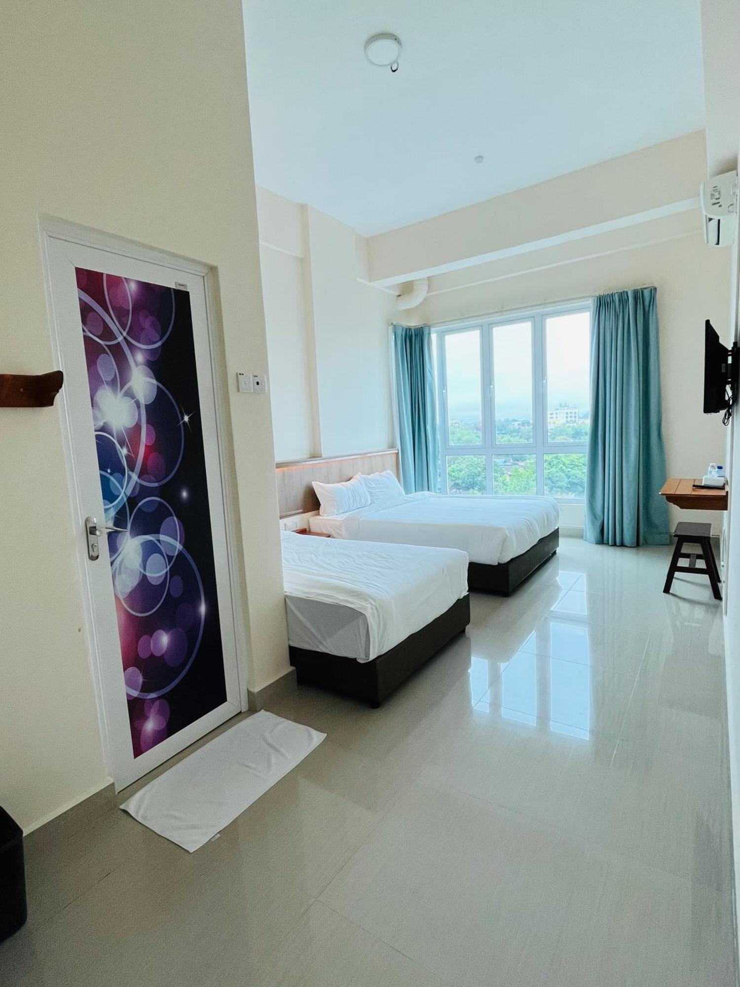 Alexis Kt Roomstay Kuala Terengganu Rum bild